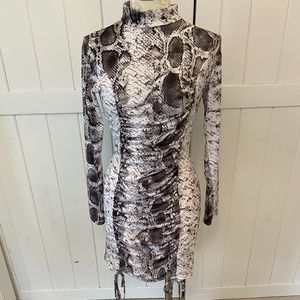 SNAKE SKIN PRINT DRESS BODY CON